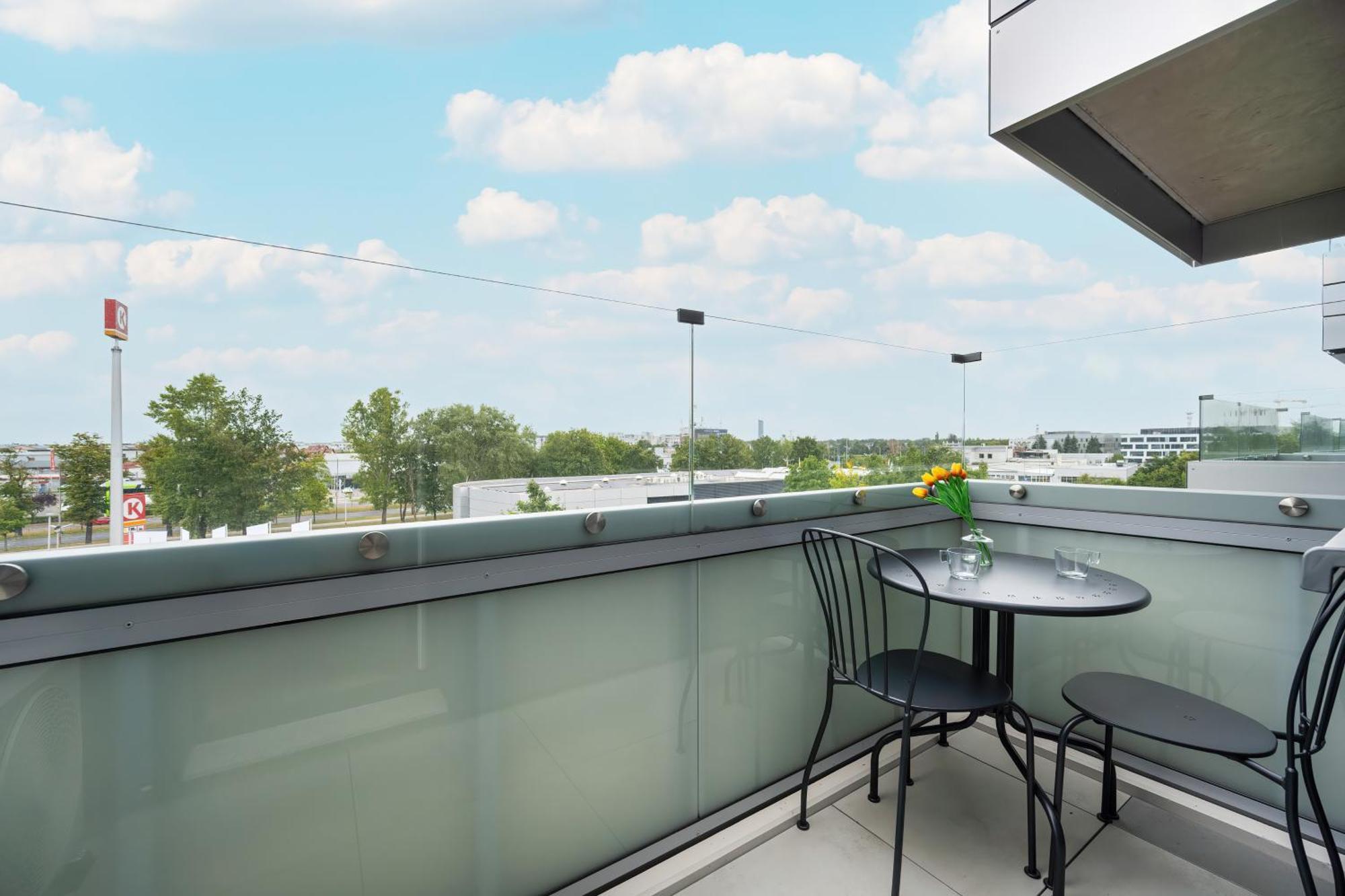 Apartamenty Zwycieska Z Klimatyzacja, Free Garage Wroclaw By Noclegi Renters Buitenkant foto