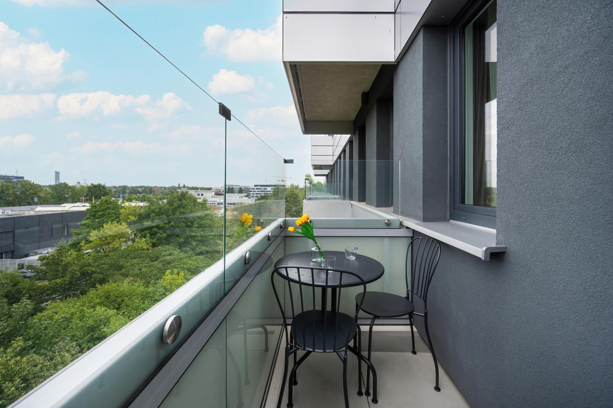 Apartamenty Zwycieska Z Klimatyzacja, Free Garage Wroclaw By Noclegi Renters Buitenkant foto
