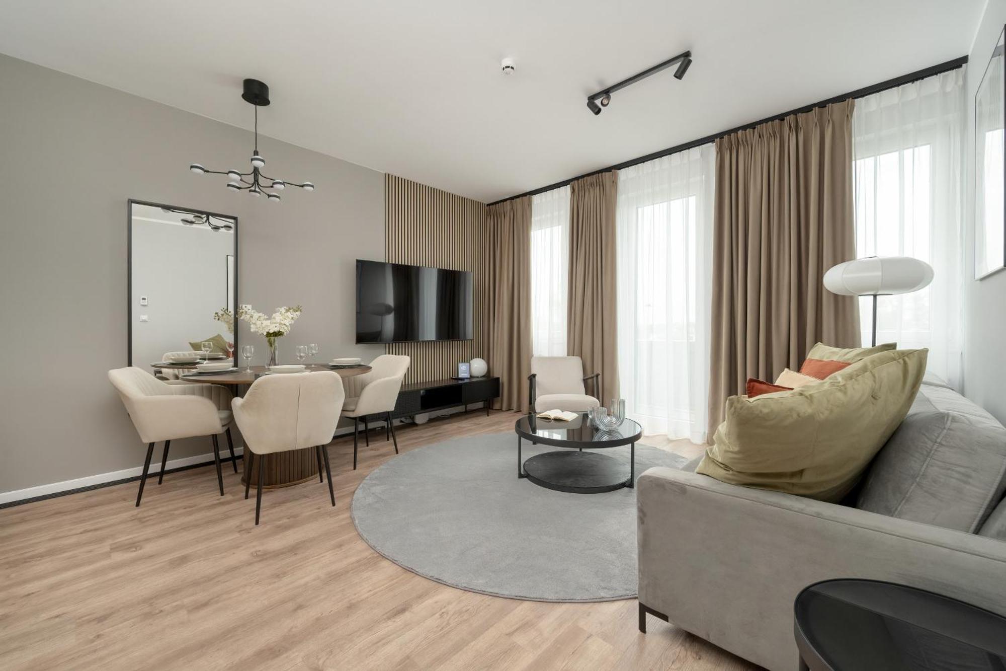 Apartamenty Zwycieska Z Klimatyzacja, Free Garage Wroclaw By Noclegi Renters Buitenkant foto