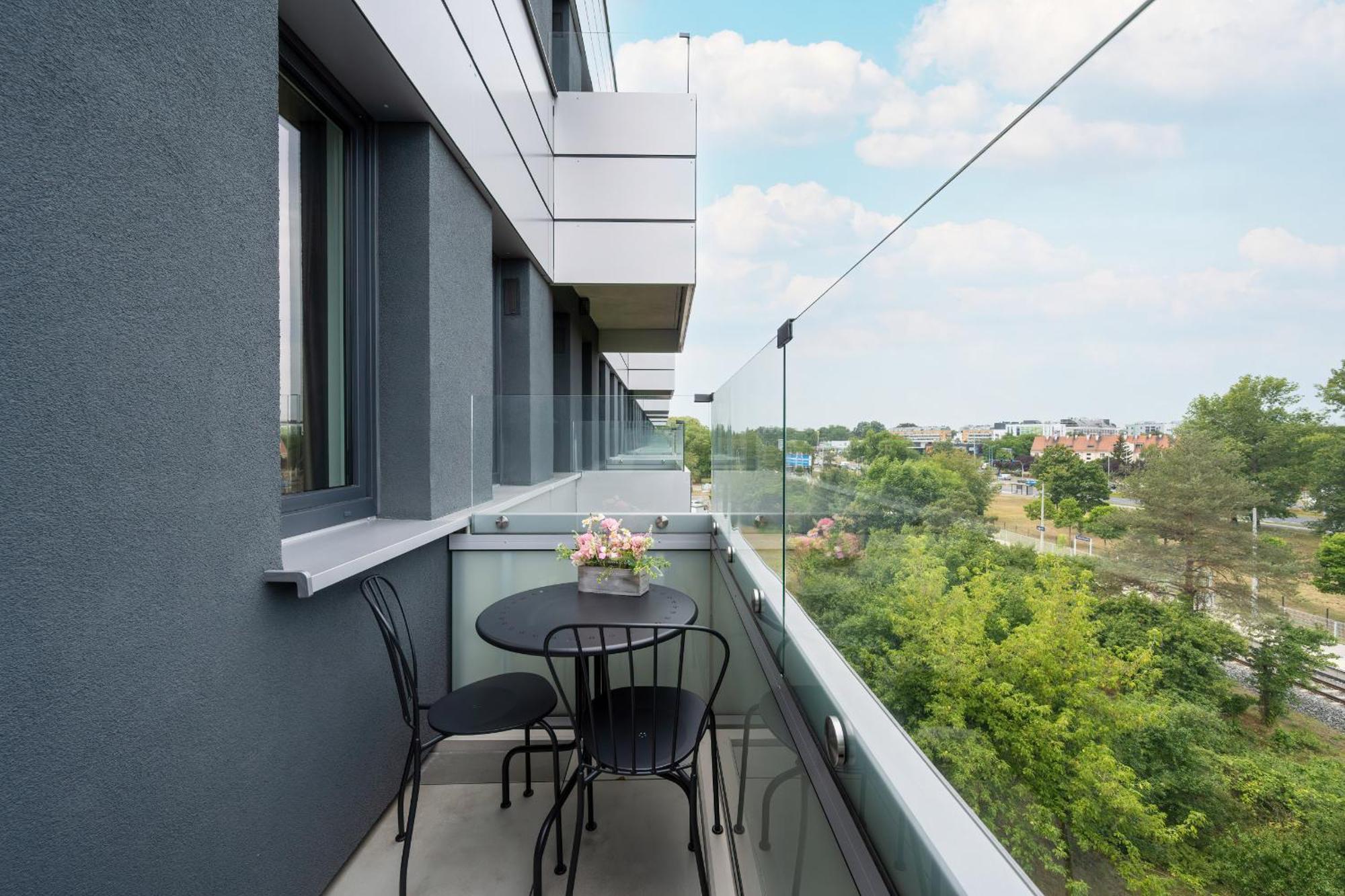 Apartamenty Zwycieska Z Klimatyzacja, Free Garage Wroclaw By Noclegi Renters Buitenkant foto