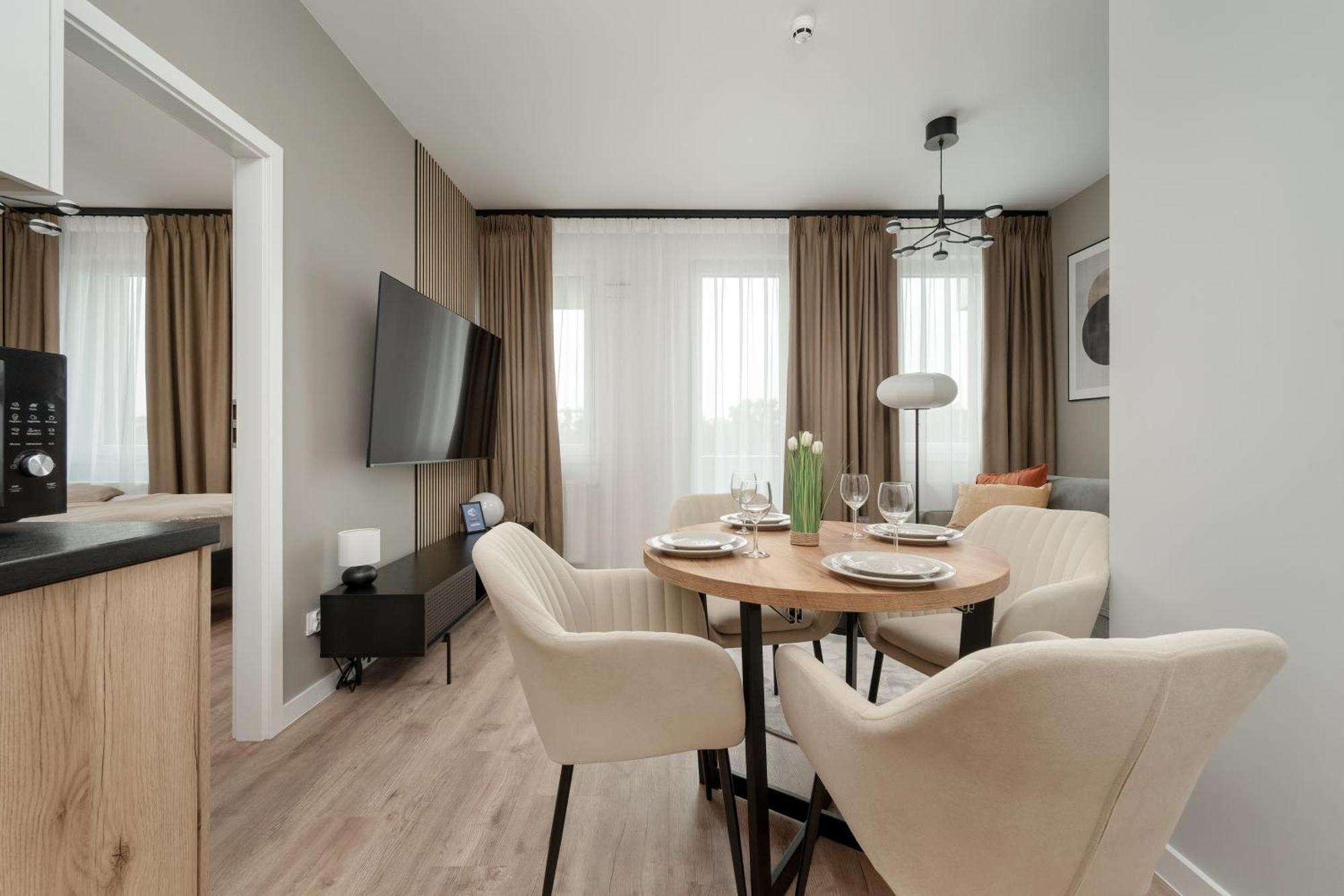 Apartamenty Zwycieska Z Klimatyzacja, Free Garage Wroclaw By Noclegi Renters Buitenkant foto