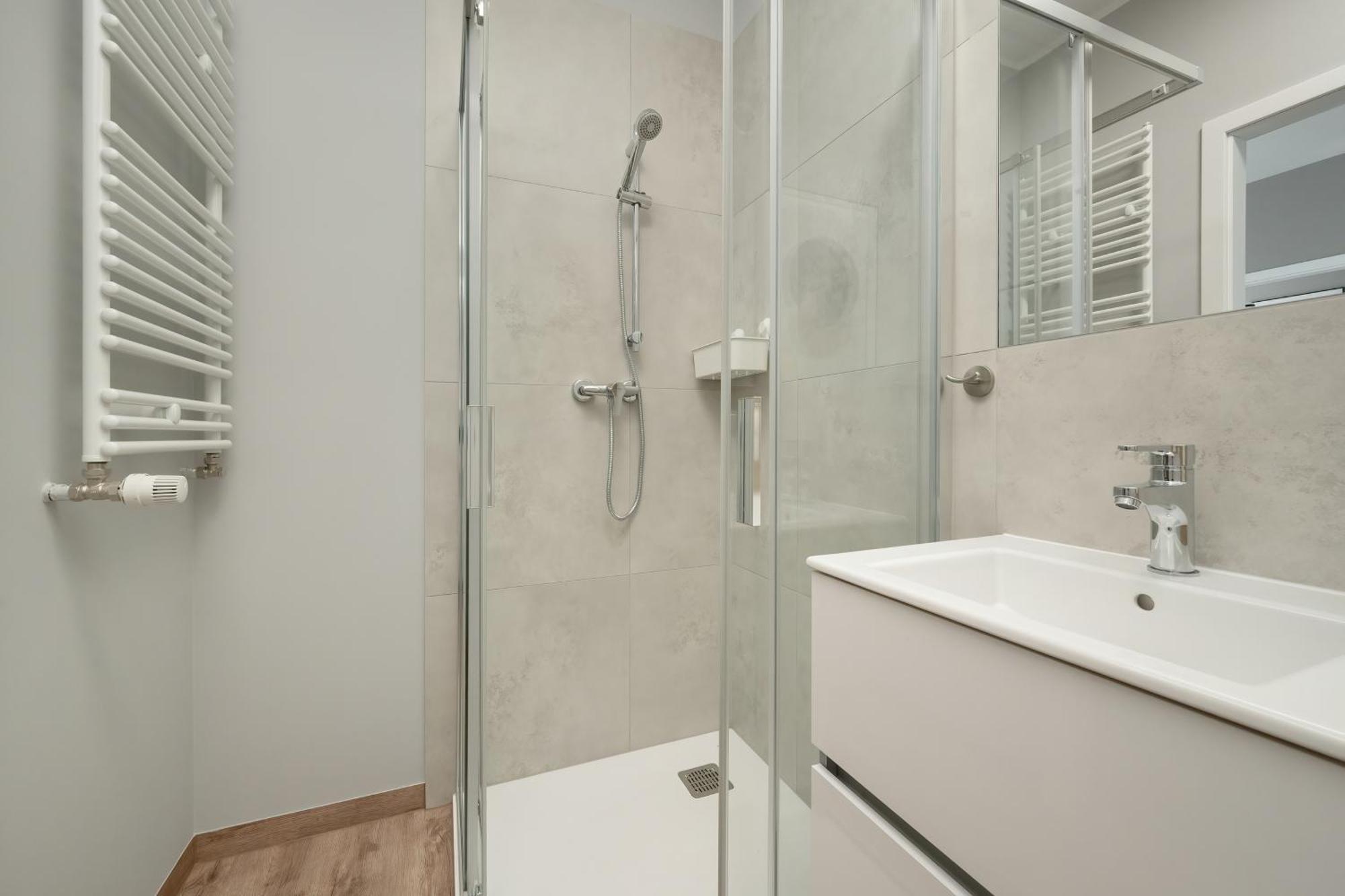Apartamenty Zwycieska Z Klimatyzacja, Free Garage Wroclaw By Noclegi Renters Buitenkant foto
