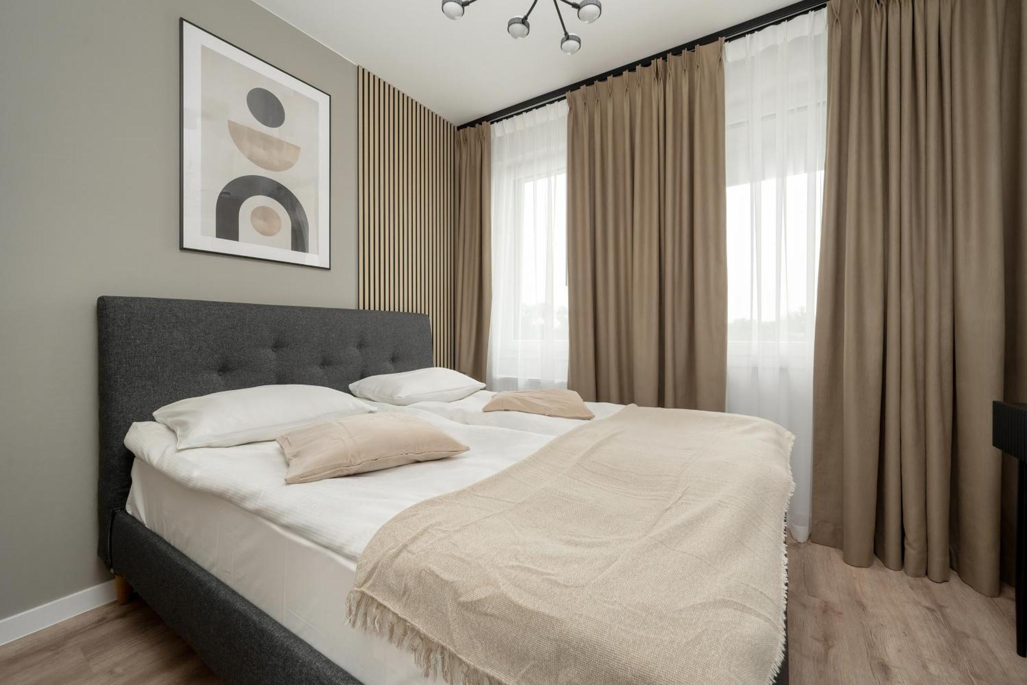 Apartamenty Zwycieska Z Klimatyzacja, Free Garage Wroclaw By Noclegi Renters Buitenkant foto