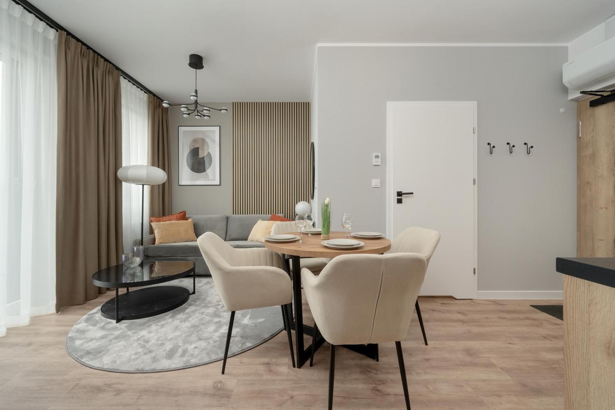 Apartamenty Zwycieska Z Klimatyzacja, Free Garage Wroclaw By Noclegi Renters Buitenkant foto