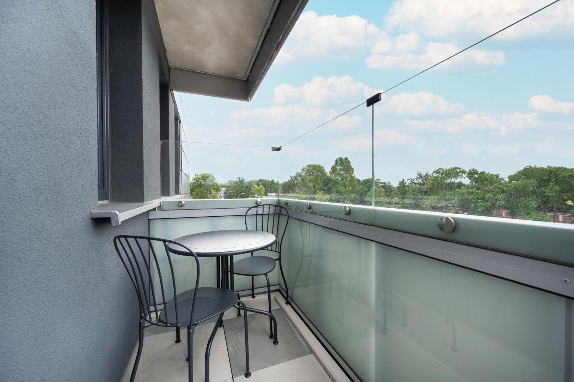 Apartamenty Zwycieska Z Klimatyzacja, Free Garage Wroclaw By Noclegi Renters Buitenkant foto